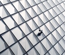 Whitepaper des TÜV AI LAB zur Risikoklassifizierung von KI-Systemen