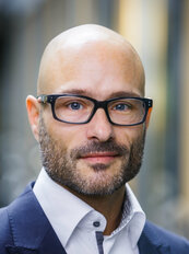 Daniel Pflumm