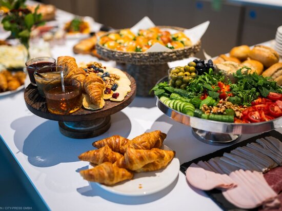 Das Frühstücksbuffet beim ersten TÜV TALK 