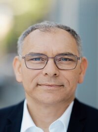 Maurice Shahd Maurice Shahd, Pressesprecher