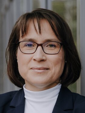 Dr. Tina Gehlert