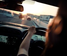 Führerschein so wichtig wie eh und je – Prüfung erhält von Autofahrer:innen Bestnoten 