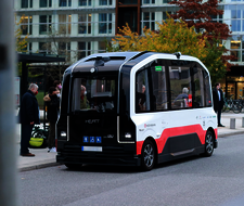 Merkblatt hilft bei Erprobungsgenehmigung automatisierter Fahrzeuge Merkblatt hilft bei Erprobungsgenehmigung automatisierter Fahrzeuge