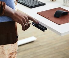 Gesünder arbeiten mit höhenverstellbarem Schreibtisch