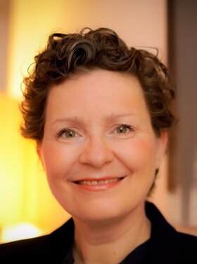 Patricia Pantel (Moderation)