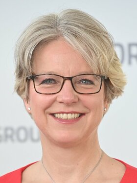 Dr. Astrid Petersen