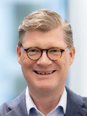 Till Oberwörder, CEO Daimler Buses, ist Speaker auf der MobiCon 2026.
