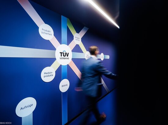 Neue Räumlichkeiten des TÜV-Verbands bei TÜV Politics and Party