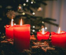 TÜV-Verband: So wird der Adventskranz nicht zum Brandrisiko