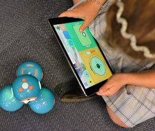Digitales Kinderspielzeug zu Weihnachten: Auf Sicherheit achten 